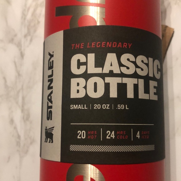 NWT Supreme Stanley Vacuum Insulated Bottle, 20 oz - Picture 5 of 12